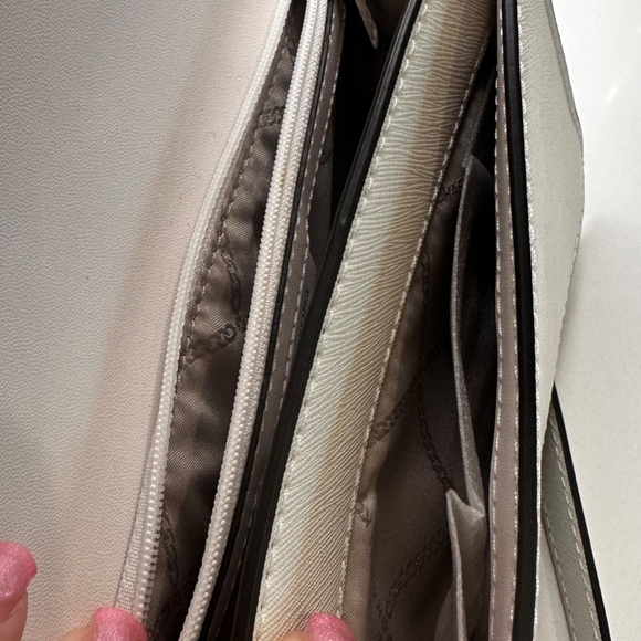 Michael Kors Jet Set Large Fulflap Chain Saffiano Leather Crossbody Bag White - Picture 7 of 9